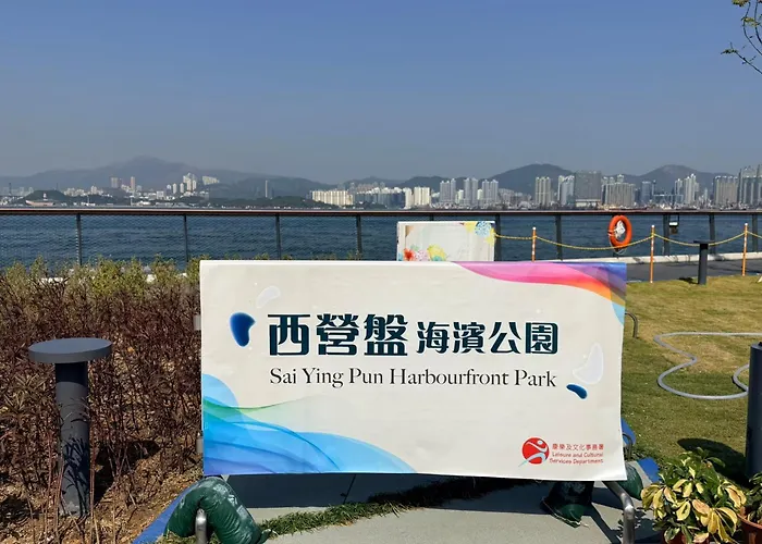 Ramada Hong Kong Harbour View Hotel